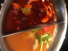 -湊湊火锅·茶憩(新中关购物中心店)