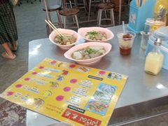 -榮泰米粉湯(Left Shop)