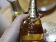 -Dior迪奥(上海世茂广场店)