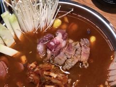 -肥肥虾庄·金牌油焖大虾(杨园滨江时代walk店)