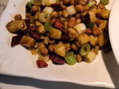 宫爆鸡丁-粤香村(清真川菜店)