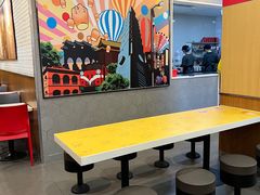 用餐区-永和大王(长寿路店)