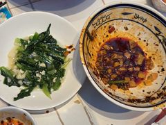 -阿瓦山寨·湘菜现炒·剁椒鱼头王(咸阳总店)