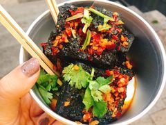 -黑色经典臭豆腐·湖南特产(步行街店)