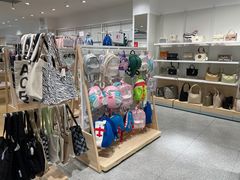 -hotwind热风(世纪东方广场店)