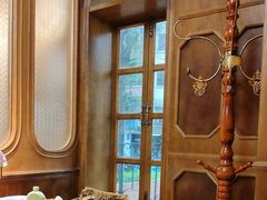 -秘密旅行Bonjour(黑金冠 江南西店)