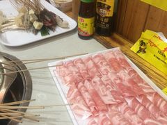 -袁记串串香(泉水轻轨站店)