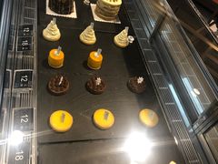 -家乐福(古北店)