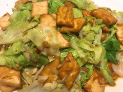 特色馕炒圆白菜-巴依老爷新疆美食(清华东门店)