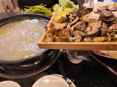 -草墩罗非鱼庄•野生菌•腊排骨(七星街上段店)