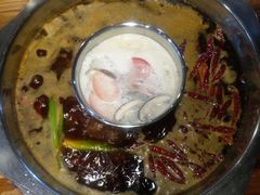 -周幺妹重庆老火锅(银泰城总店)