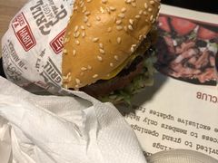 -The Habit Burger Grill 哈比特汉堡(复兴soho店)