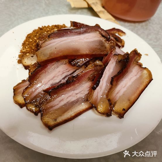 戎州人饭店(商贸路东段沁园小区店)