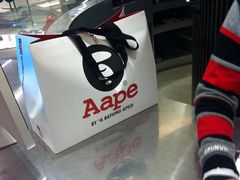 -AAPE BY A BATHING APE(时代广场店)