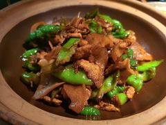 碾辣椒炒肉-吃饭皇帝大土家民族菜(正大广场店)