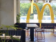 -麦当劳(滨河路DT店)