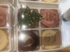 -TOUCH泰奇(奉贤宝龙城市广场店)