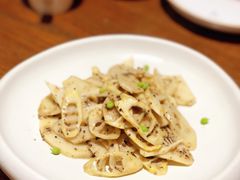 松露酱炒笋尖-小大董·烤鸭(王府井apm店)