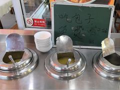 -陈寔包子王·卤煮小肠·京味小吃(龙潭店)