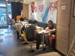 -麦当劳(朝阳路得来速店)