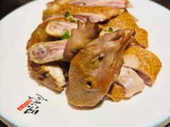 -东口码头·烧鸽子·鱼头泡饼·地方菜(金鹰悦城店)