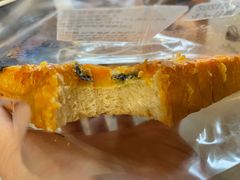 肉松蛋黄乳酪吐司片-欢牛蛋糕屋(城西店)