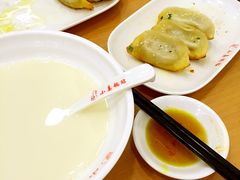-小姜锅贴(凤凰街店)