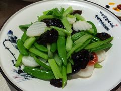 -国人川菜(李家村建东街店)