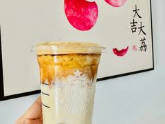 法式焦糖风味流冻拿铁-星巴克臻选(惠州华贸天地1楼店)