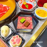 三八带妈妈来吃一绪啦！M9和牛草莓炒酸奶不限量