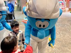 -蓝精灵乐园-停车场