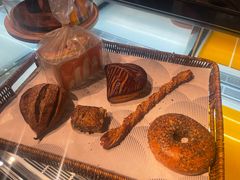 -沁屋面包店(人民东路店)