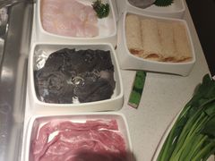 -海底捞火锅鲜切牛肉主题店(长寿路店)
