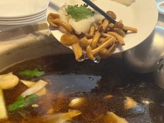 -天宜隆蘑菇宴火锅(石景山旗舰店)