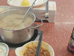 -四囍码头海鲜烧烤自助火锅(外滩南京东路悦荟广场店)