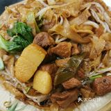 18块12个贼大的饺子，里面的馅料也很丰富