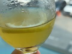 -东方红海鲜百汇(国际大厦店)