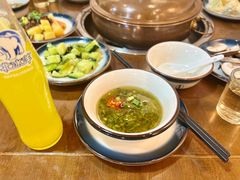 蘸碟-岳记兴隆·青城腊排铜火锅(融创店)