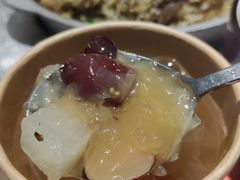 木瓜雪耳炖桃胶-杯子红牛排(创意产业园店)
