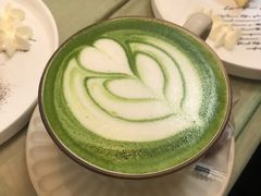 抹茶拿铁-萤火虫咖啡(后海店)