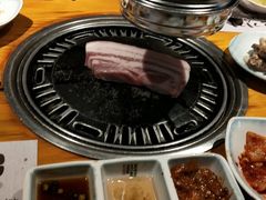 -唯成•韩国炭火烤肉 유성고기