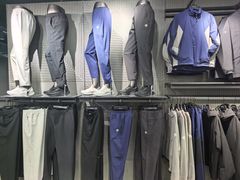 -燕莎奥特莱斯购物中心