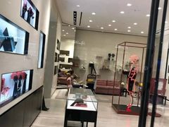 -Chanel(德基广场店)