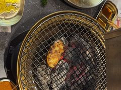 -草家酱蟹炭火烤肉店(珲春南路二店)