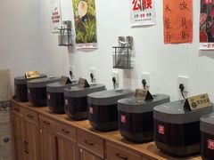 -荆九爷爆炒桥头三嫩(云南北路店)