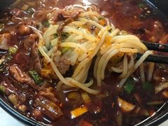 -牵人麻辣粉(粉巷店)