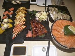 -万岁料理回转寿司(华贸店)