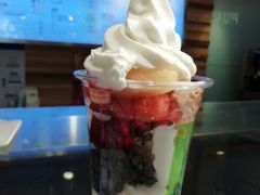 -三佰瑞冻酸奶(凯德MALL店)