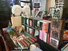 -荒岛书店(黄县路店)