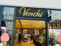 -VENCHI 闻绮(上海佛罗伦萨小镇店)